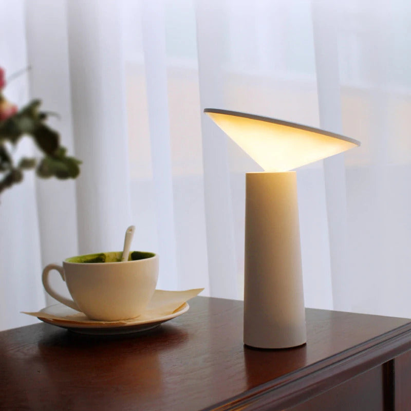 The Jōgo - Adjustable LED Lamp by Lightstyl