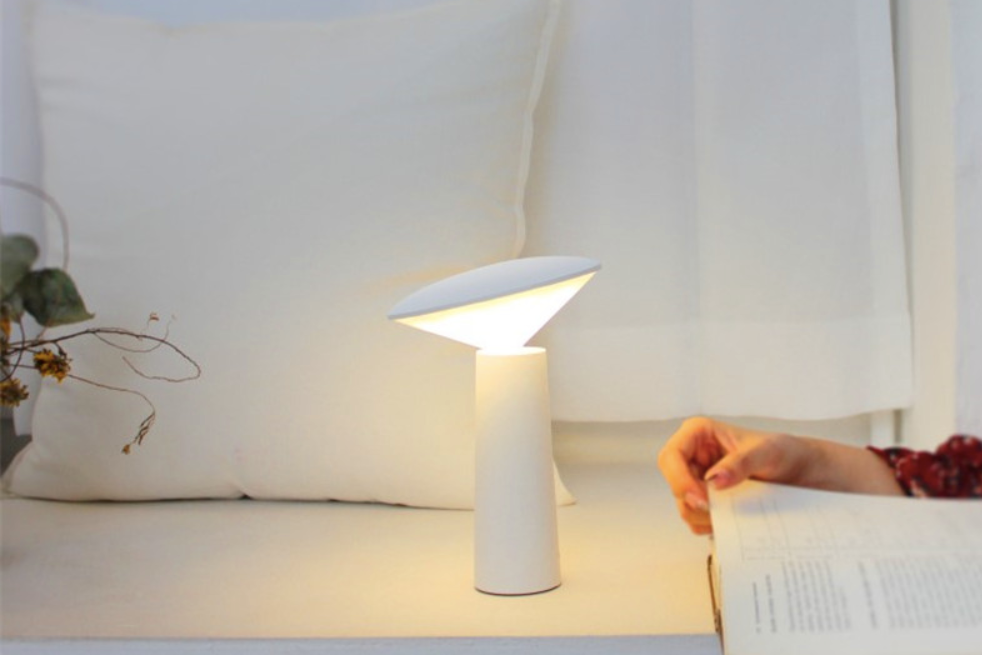 The Jōgo - Adjustable LED Lamp - LightStyl